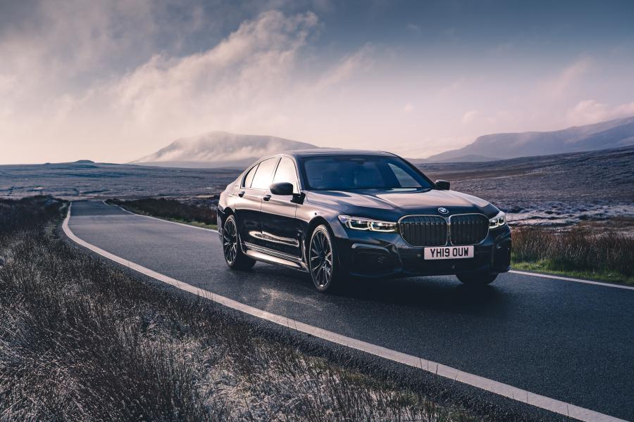 BMW 750i xDrive M Sport (G11) 2019 года  (UK) (фото 33 из 34)
